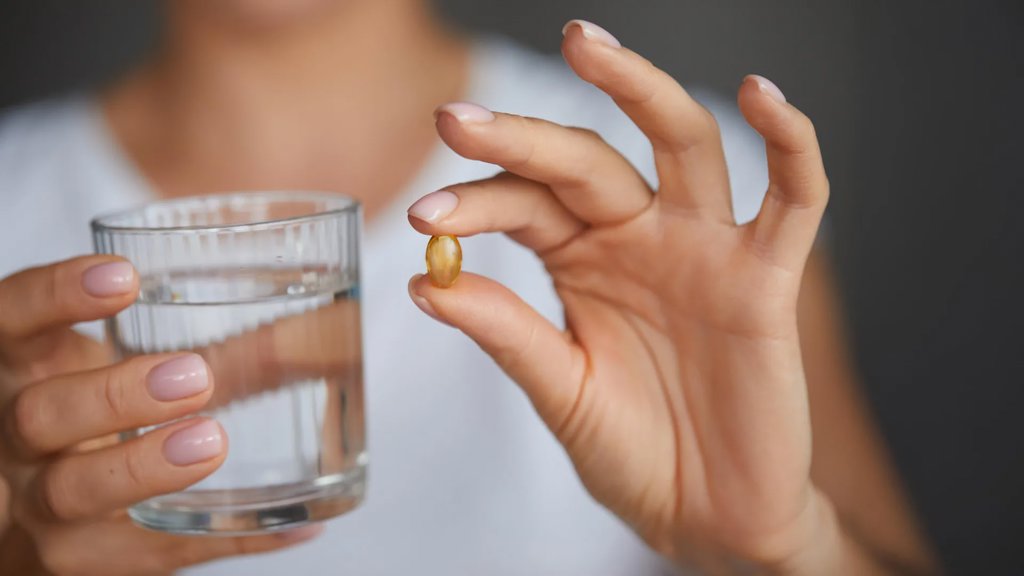 Scientists tested vitamin D for COVID and found an unexpected long COVID clue | ScienceDaily