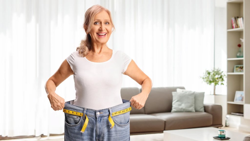 Women over 50 lost 35% more weight with this surprising combo | ScienceDaily