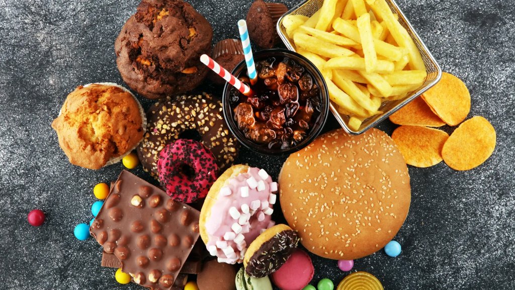 Ultra-processed foods linked to 47% higher risk of heart attack and stroke | ScienceDaily