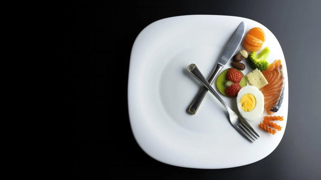 Intermittent fasting fails to beat standard dieting for weight loss | ScienceDaily