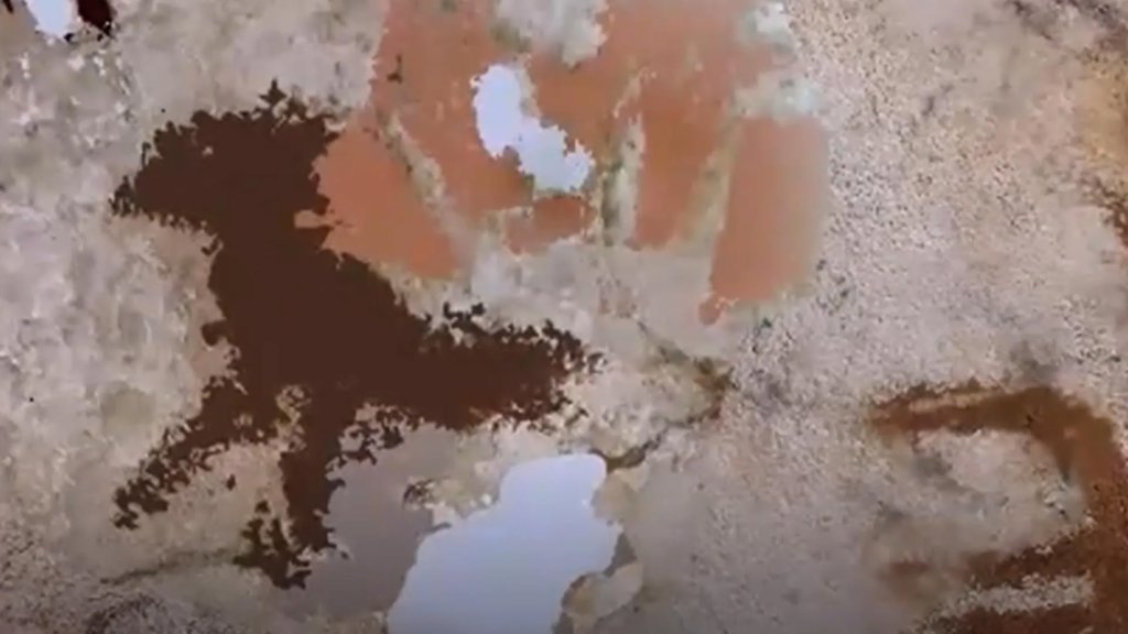 This 67,800-year-old handprint is the oldest art ever found | ScienceDaily