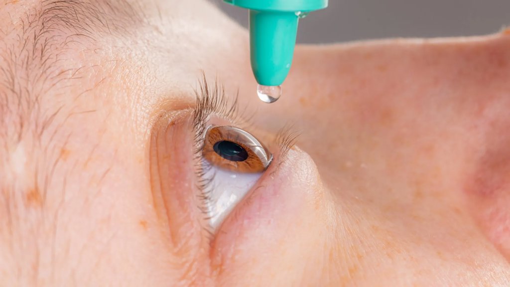 A routine eye treatment is raising new concerns for glaucoma patients | ScienceDaily