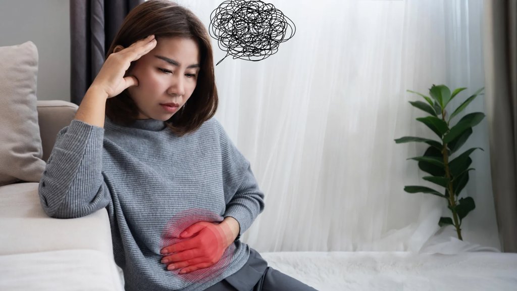Your gut takes a “double hit” from stress and late-night eating | ScienceDaily