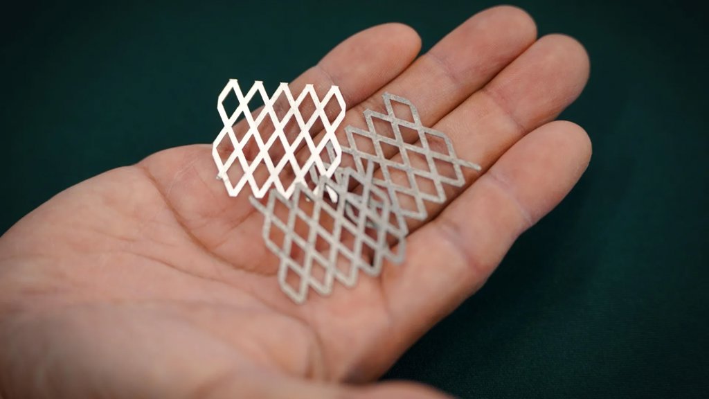 “Cannot be explained” – New super steel stuns scientists | ScienceDaily