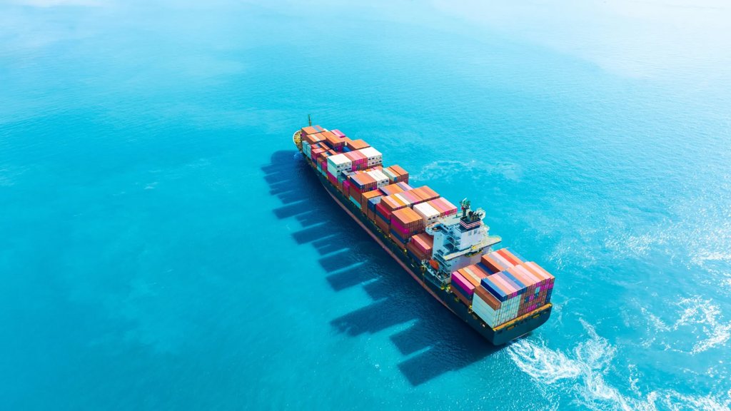 A global shipping detour just revealed a hidden climate twist | ScienceDaily