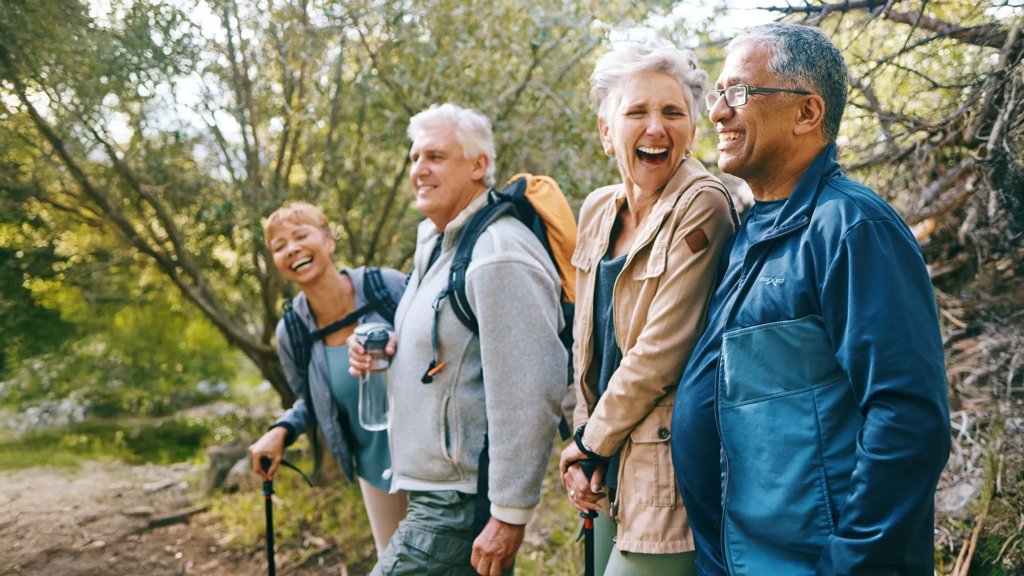 How 1 in 4 older adults regain happiness after struggling | ScienceDaily