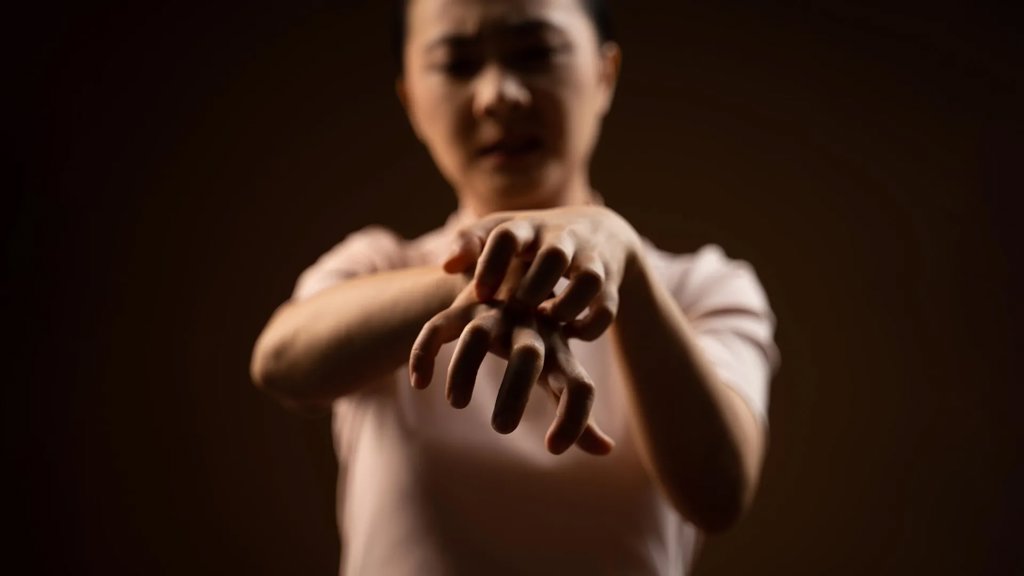 Your skin could warn of hidden mental health trouble | ScienceDaily