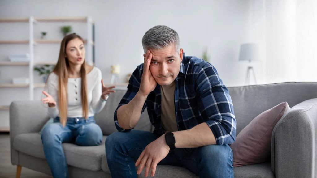 Middle age is becoming a breaking point in the U.S. | ScienceDaily